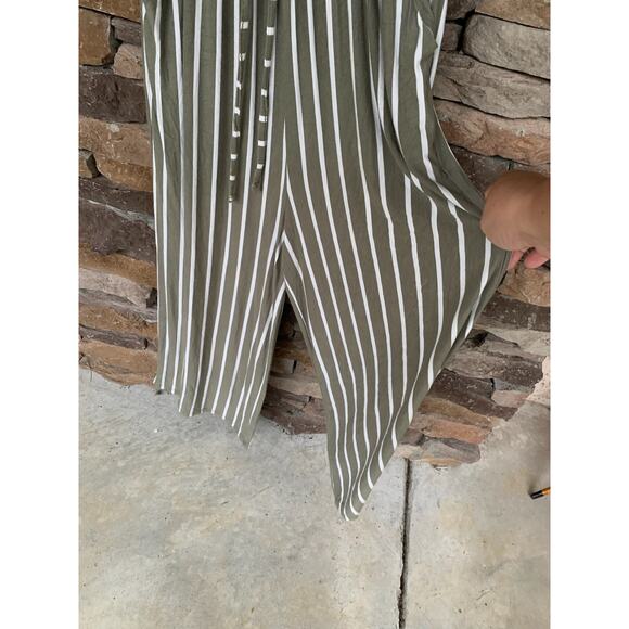 Zenana Jumpsuit-Size Medium-Style RP2423ABS - Picture 5 of 8